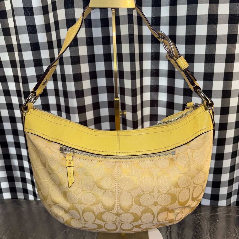 Coach Soho Pleated Yellow Signature Hobo Shoulder Bag 2010 - Picture 3 of 9